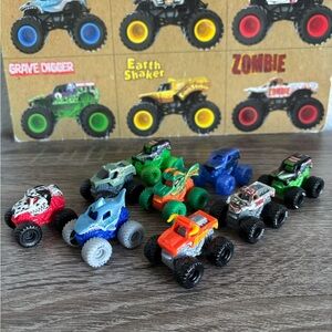 Monster Jam Minis Truck Bundle of 9